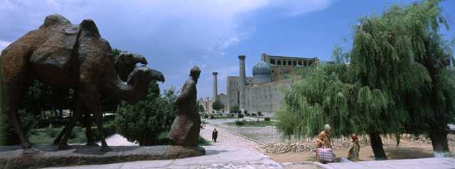 Registan square surrounding